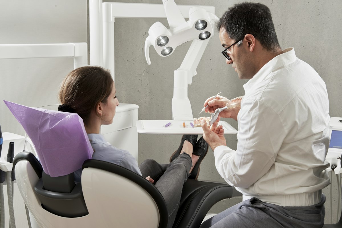 New patient consultation with a dentist in Muncie, Indiana